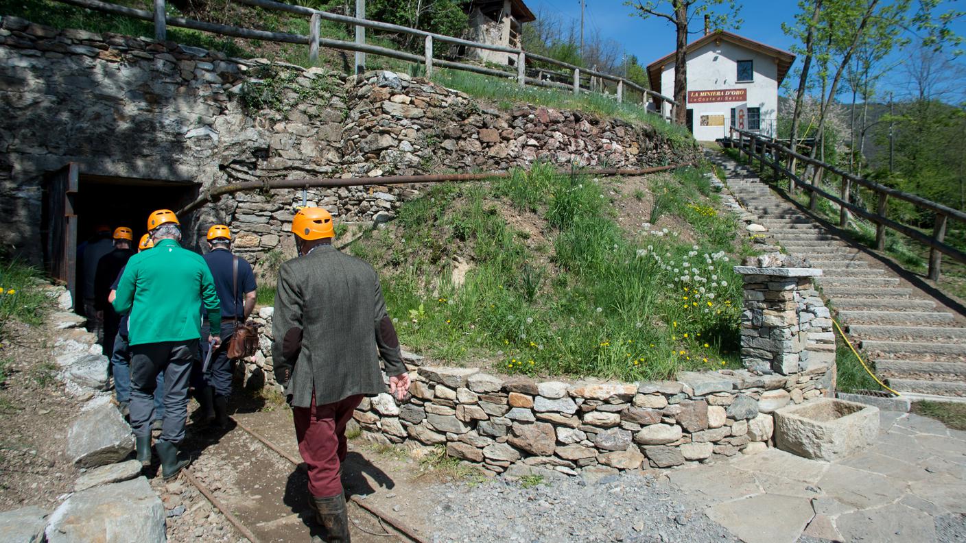 Casco in testa e si parte