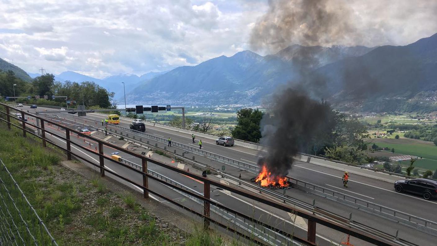 Le prime immagini dell'incidente sull'A2