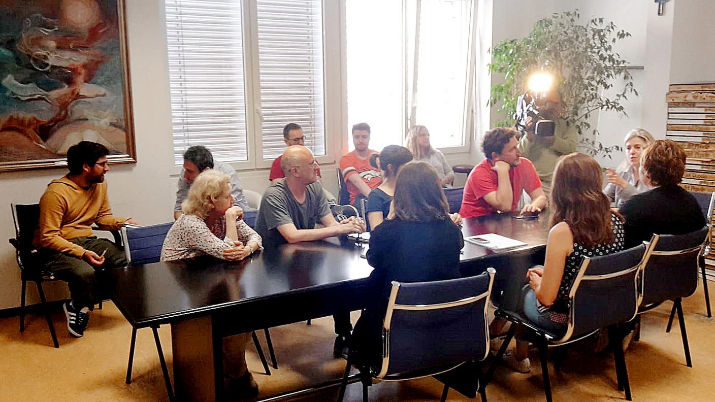 Riunione di redazione nel pomeriggio
