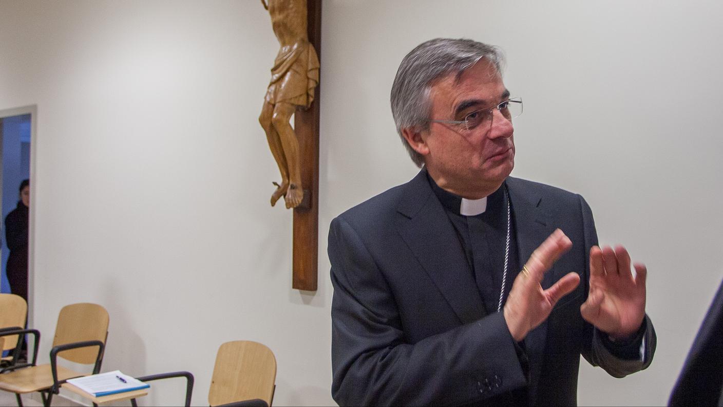 Il vescovo Valerio Lazzeri