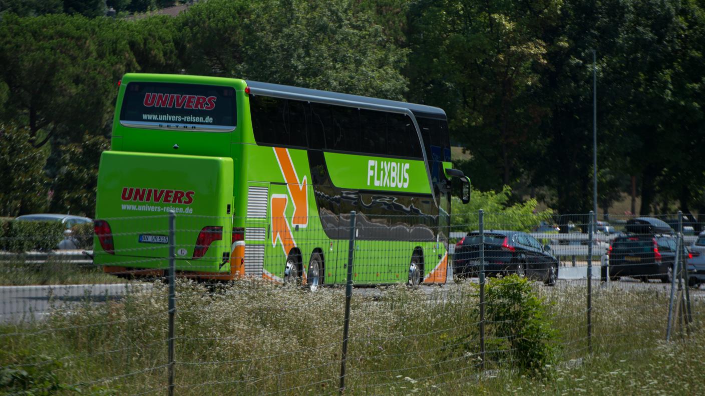 Una delle aziende che propone viaggi internazionali in bus