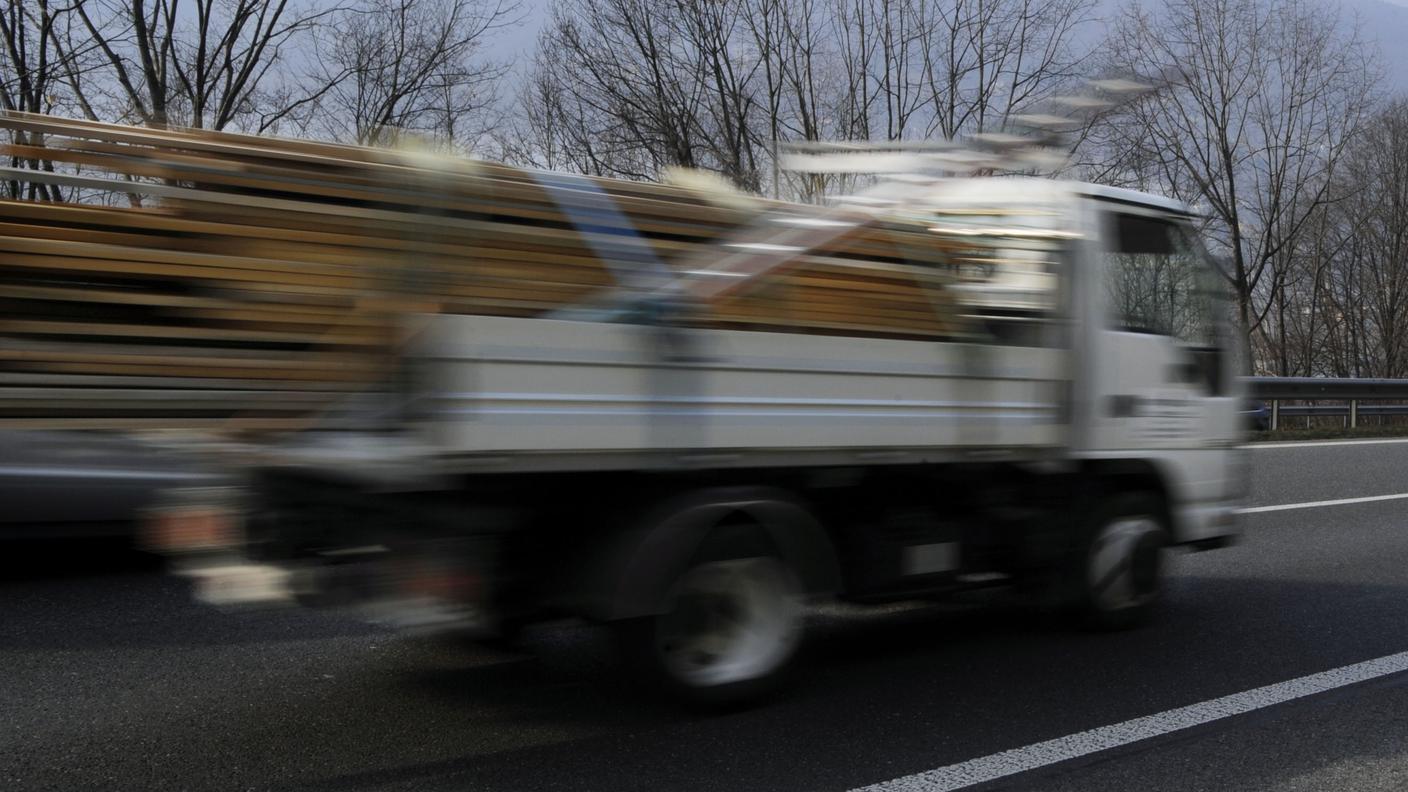 Da qualche giorno il tutor sulla Lomazzo-Bizzarrone non funziona più