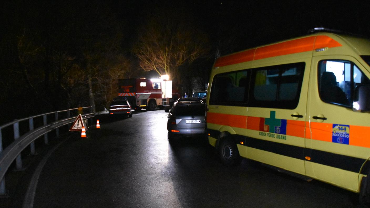 Polizia e soccorritori sul luogo della tragedia.jpeg