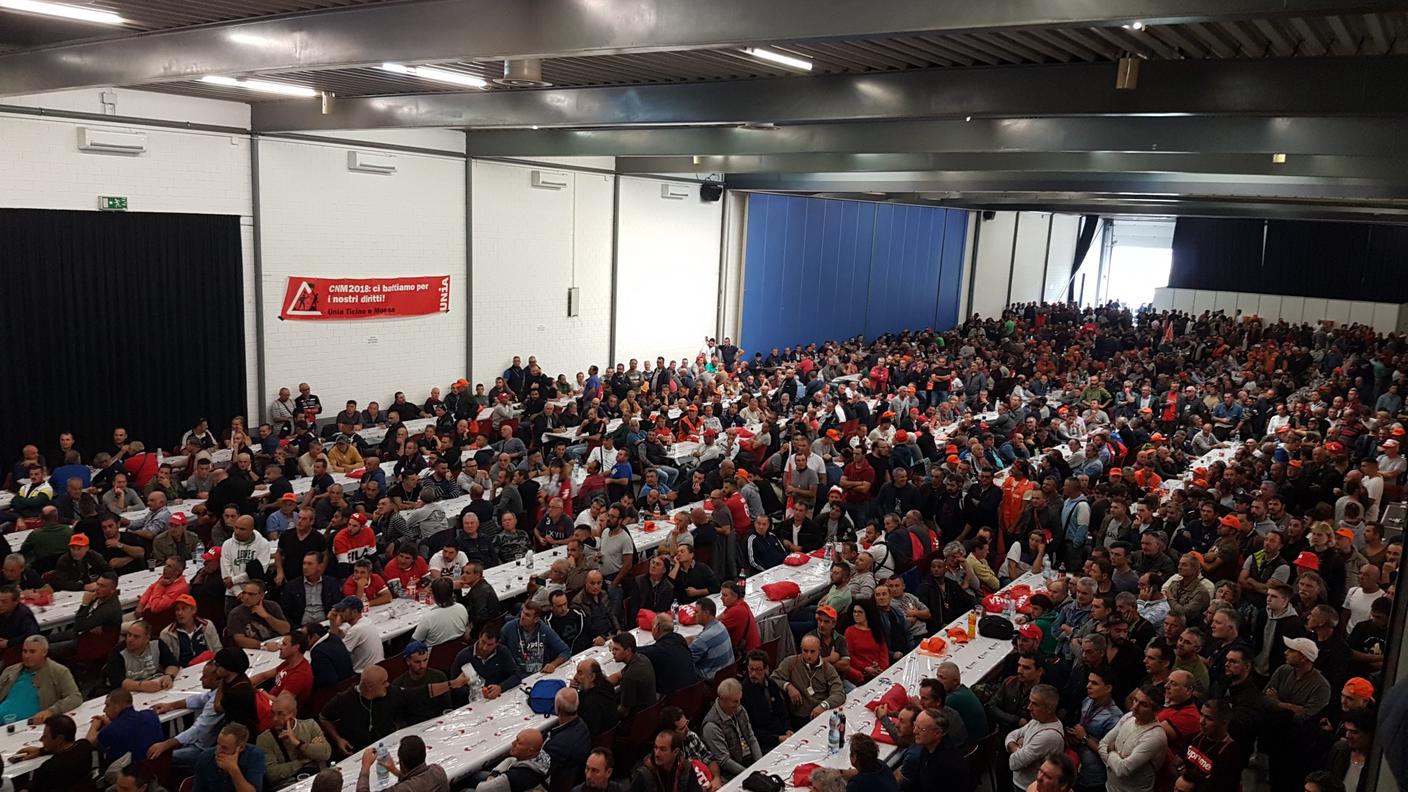 3'000 persone, secondo i sindacati