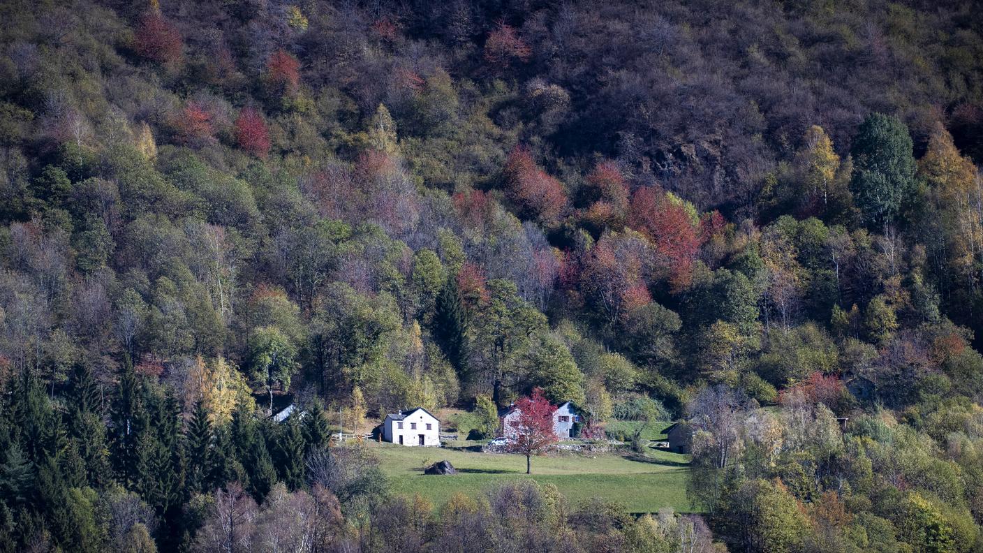 La Valle di Blenio nei suoi colori autunnali