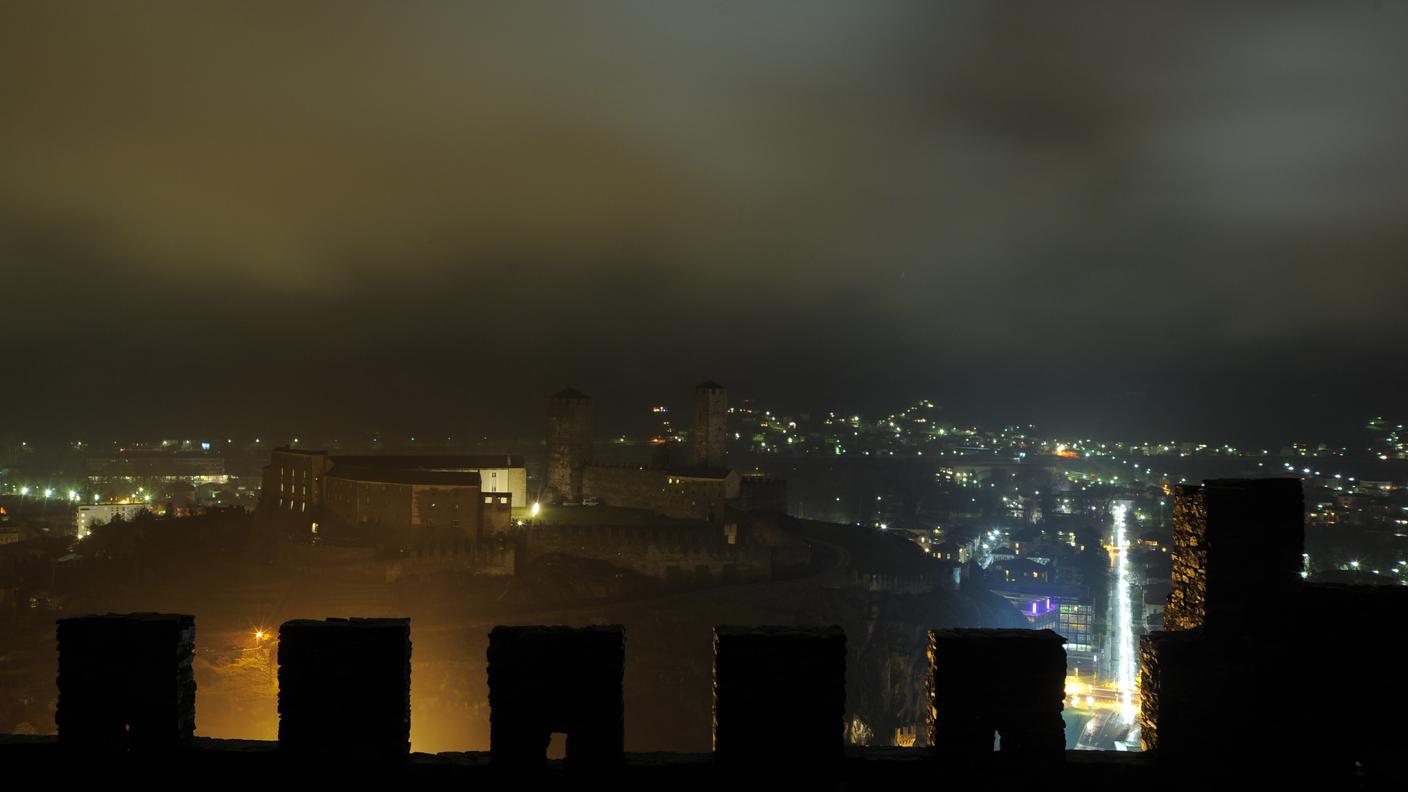 Torneranno a spegnersi anche i castelli di Bellinzona 