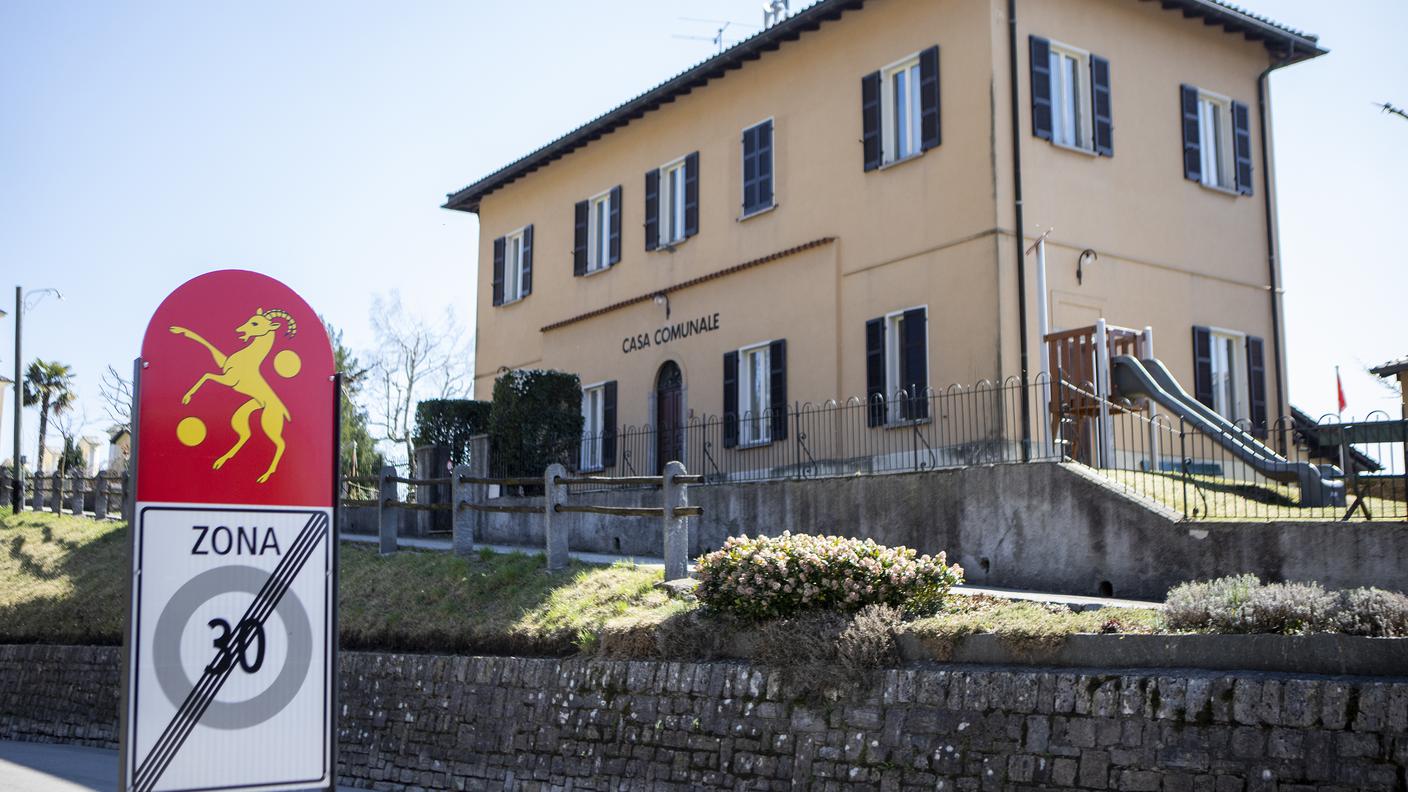 La casa comunale di Astano