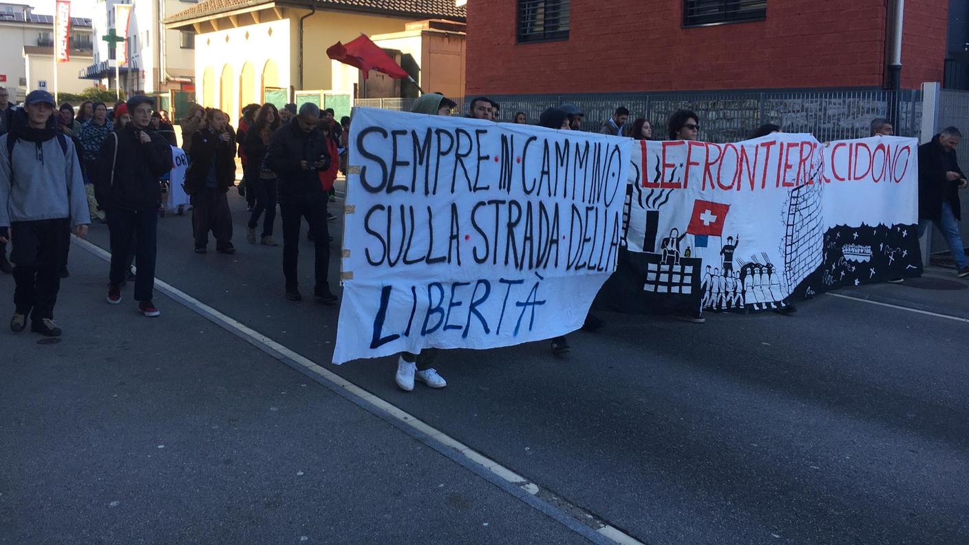 In piazza per i migranti