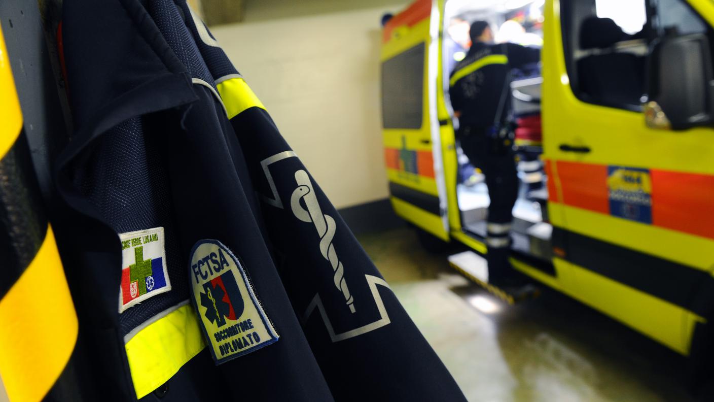 L'operaio è stato soccorso dalla Croce Verde di Lugano.jpg