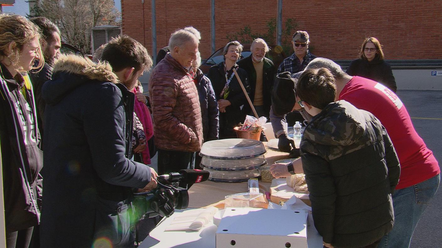 Apprezzata anche l'offerta gastronomica locale.JPG