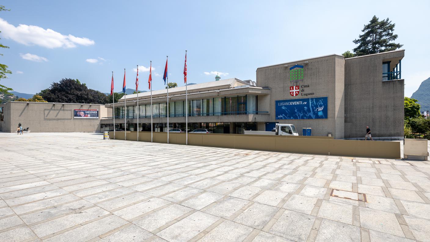 Il Palazzo dei Congressi di Lugano e Piazza Castello