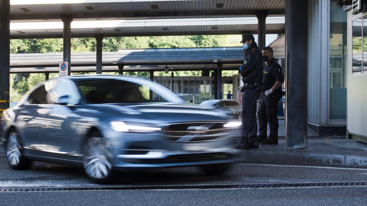 Al confine si torna alla situazione precedente alla pandemia