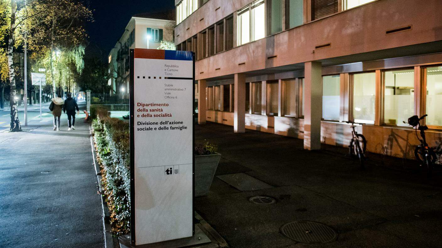 La sede della Divisione dell'azione sociale e delle famiglie a Bellinzona dove lavoravano Ivan Pau-Lessi e il funzionario condannato