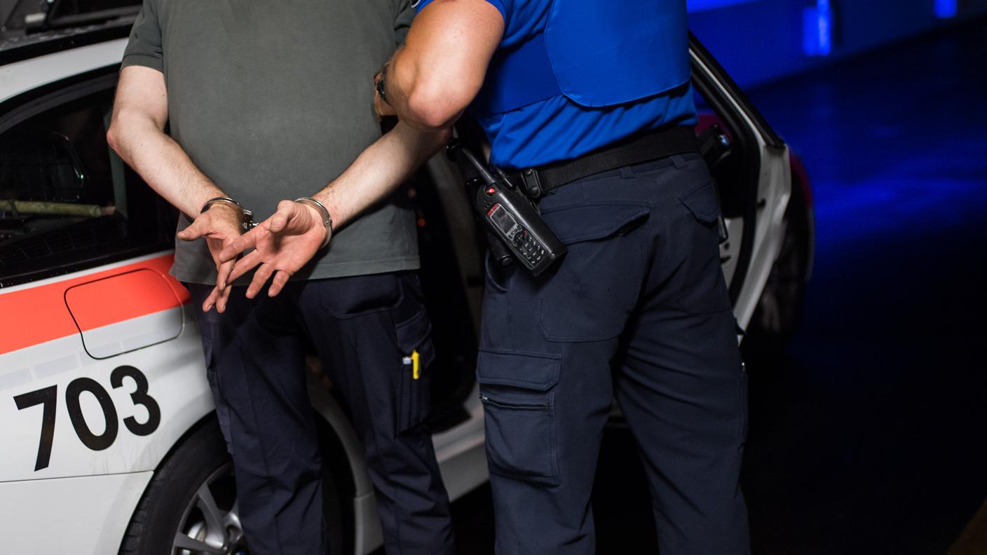 Agenti in azione anche in Ticino