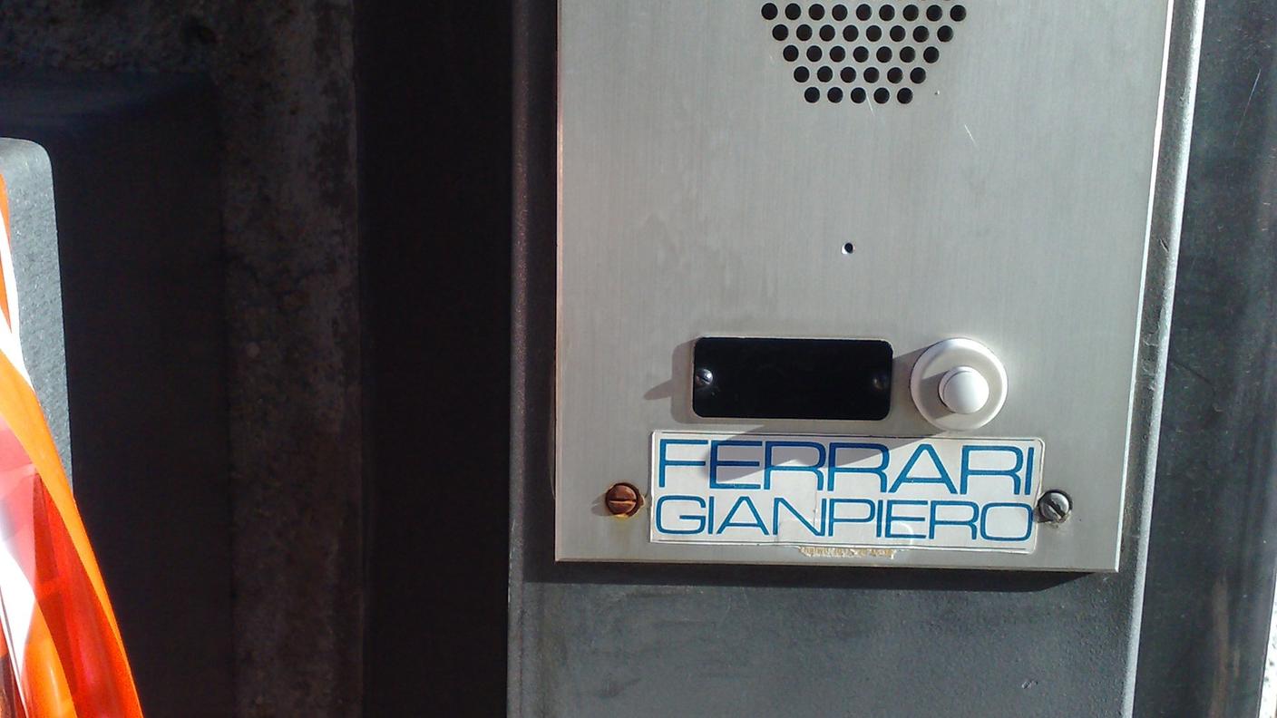 Zalende_Ferrari_8.jpg