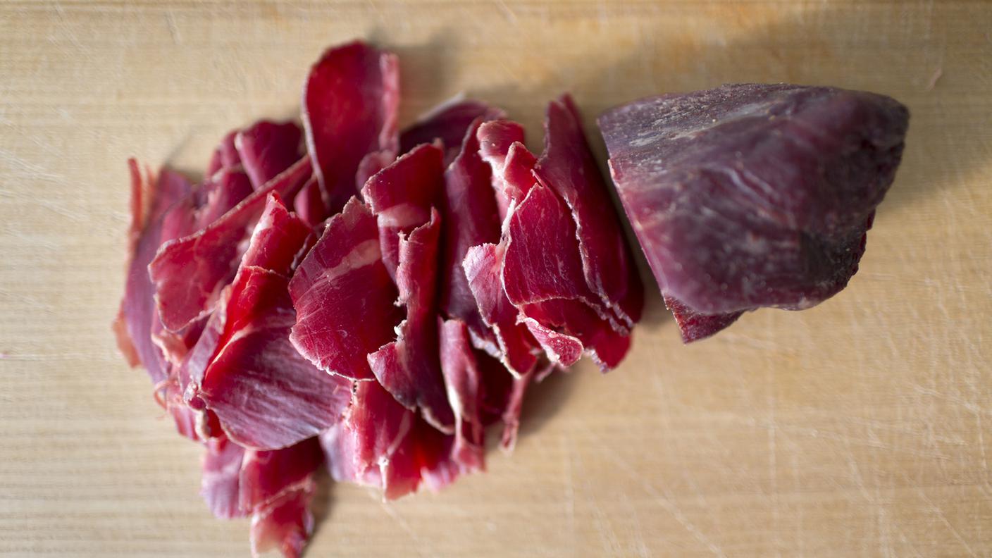 La ditta toccata è specializzata nella carne secca.jpg