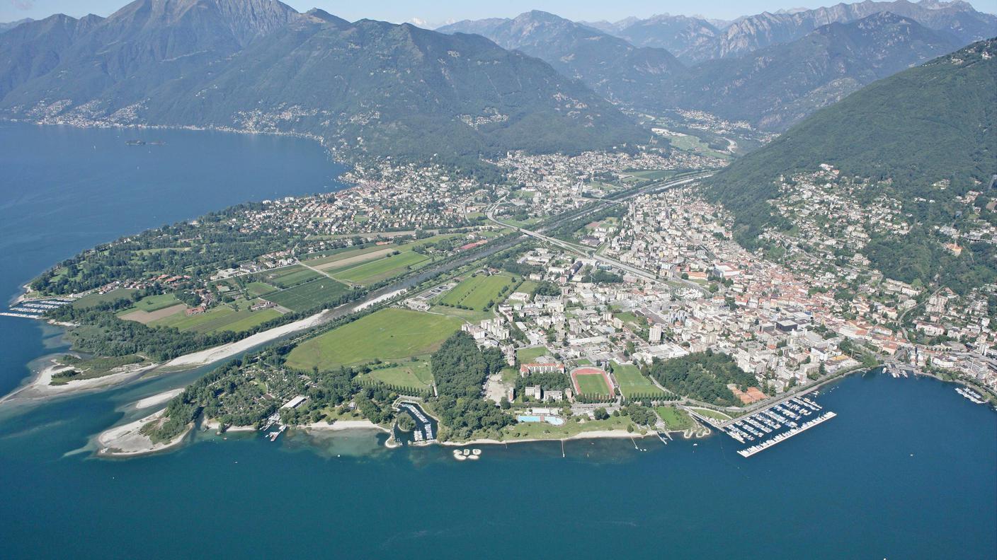 Una veduta aerea del Locarnese