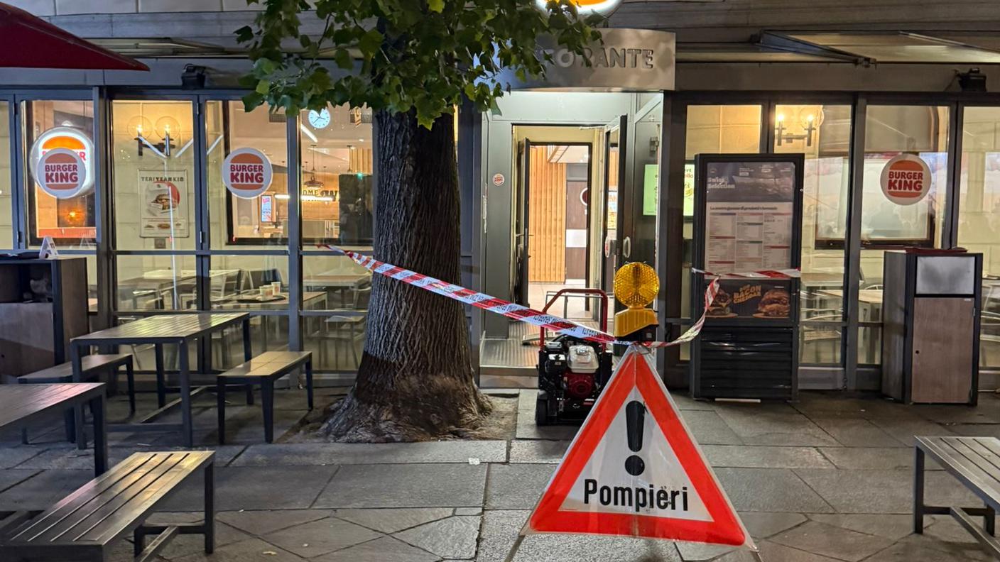 Principio di incendio al Burger King.jpeg