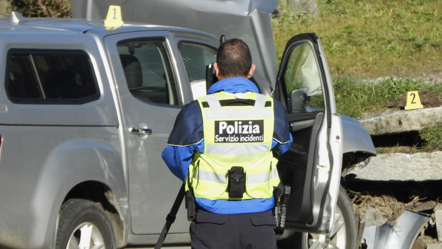 L'uomo è deceduto sul posto