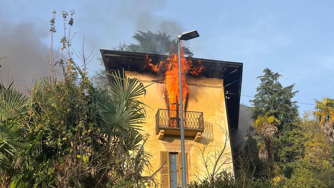 Brucia Villa Bertola