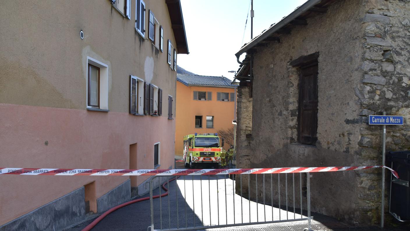 L'intervento dei vigili del fuoco a Lumino