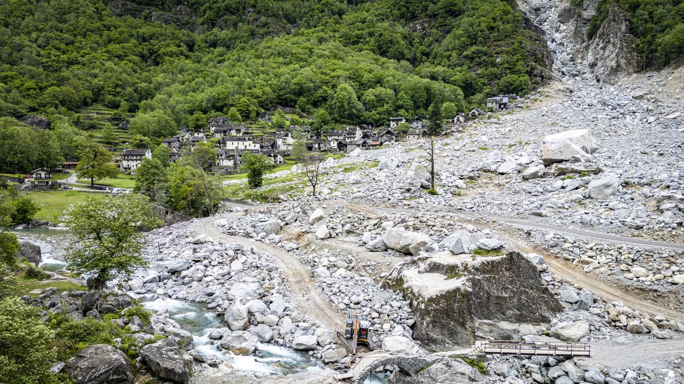 Una fotografia di maggio 2025 della valanga di roccia nei pressi di Fontana, occorsa nella notte del 29 giugno 2024