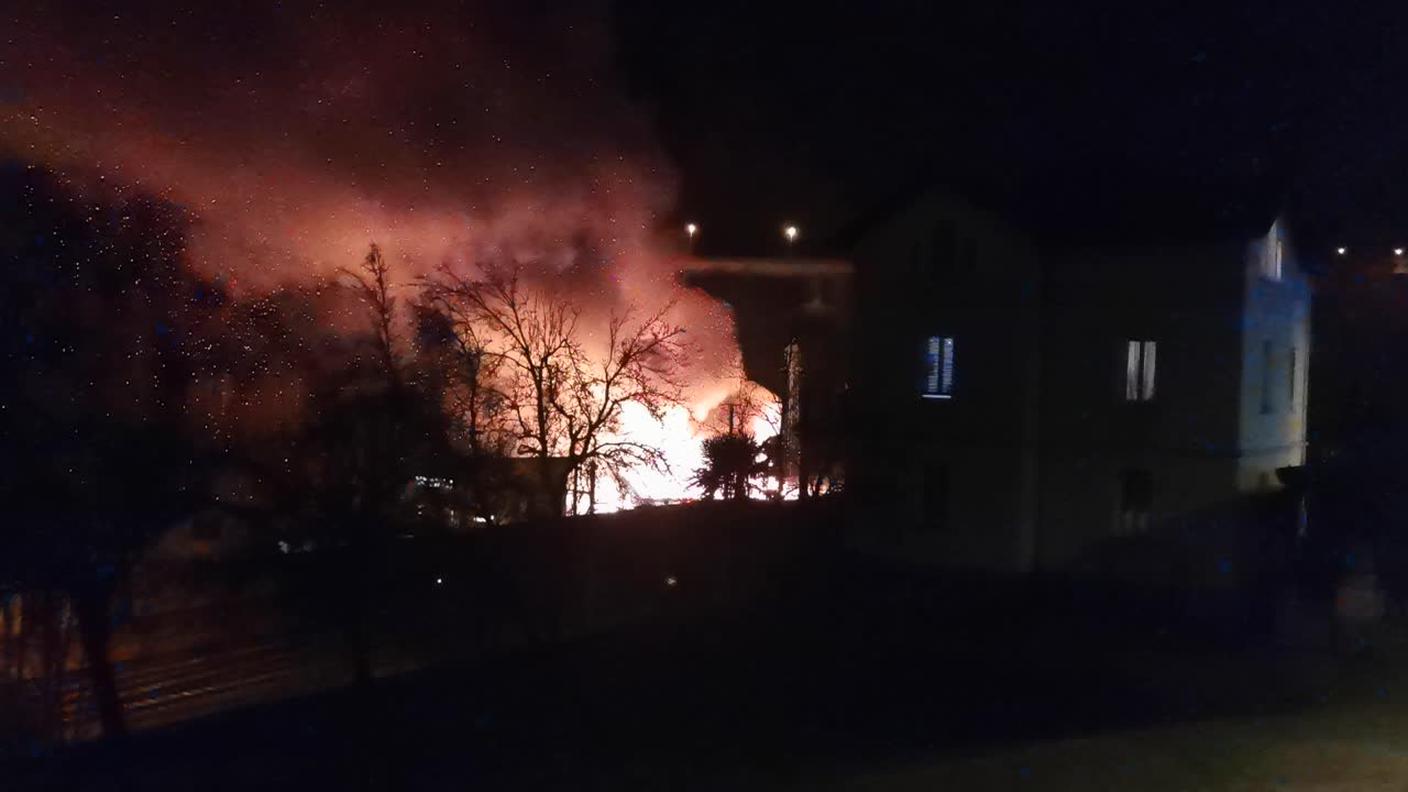 5000_f79138d7dfde71d9d780d3ea2541c16f