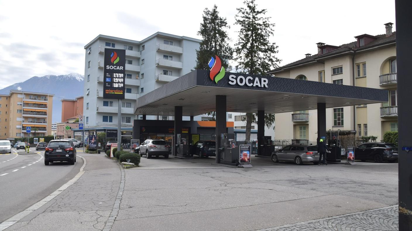 Il distributore di benzina in via Simen a Locarno