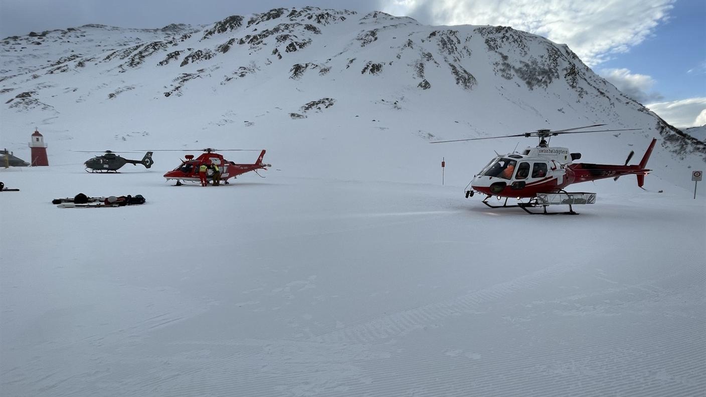 I soccorritori sono giunti sul posto in elicottero