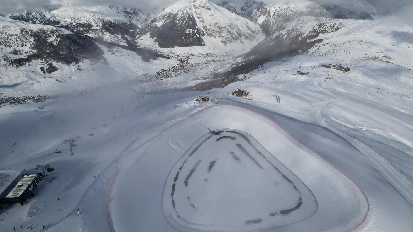 Il bacino del Monte Sponda realizzato a 2600 metri di quota per l'innevamento programmato delle piste di Livigno