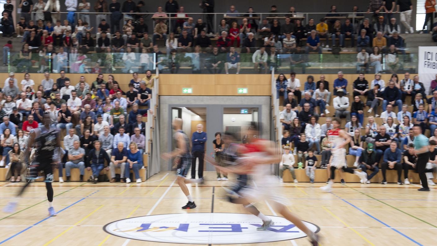 La palestra delle elementari di Nosedo, casa della SAM Massagno