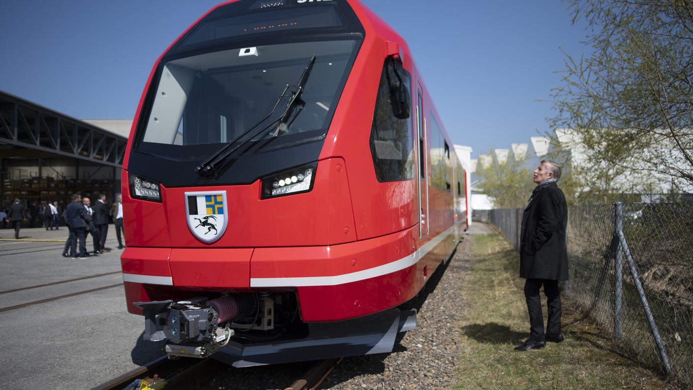 Entro il 2024 tutti i 56 treni ordinati circoleranno sulla rete grigionese.