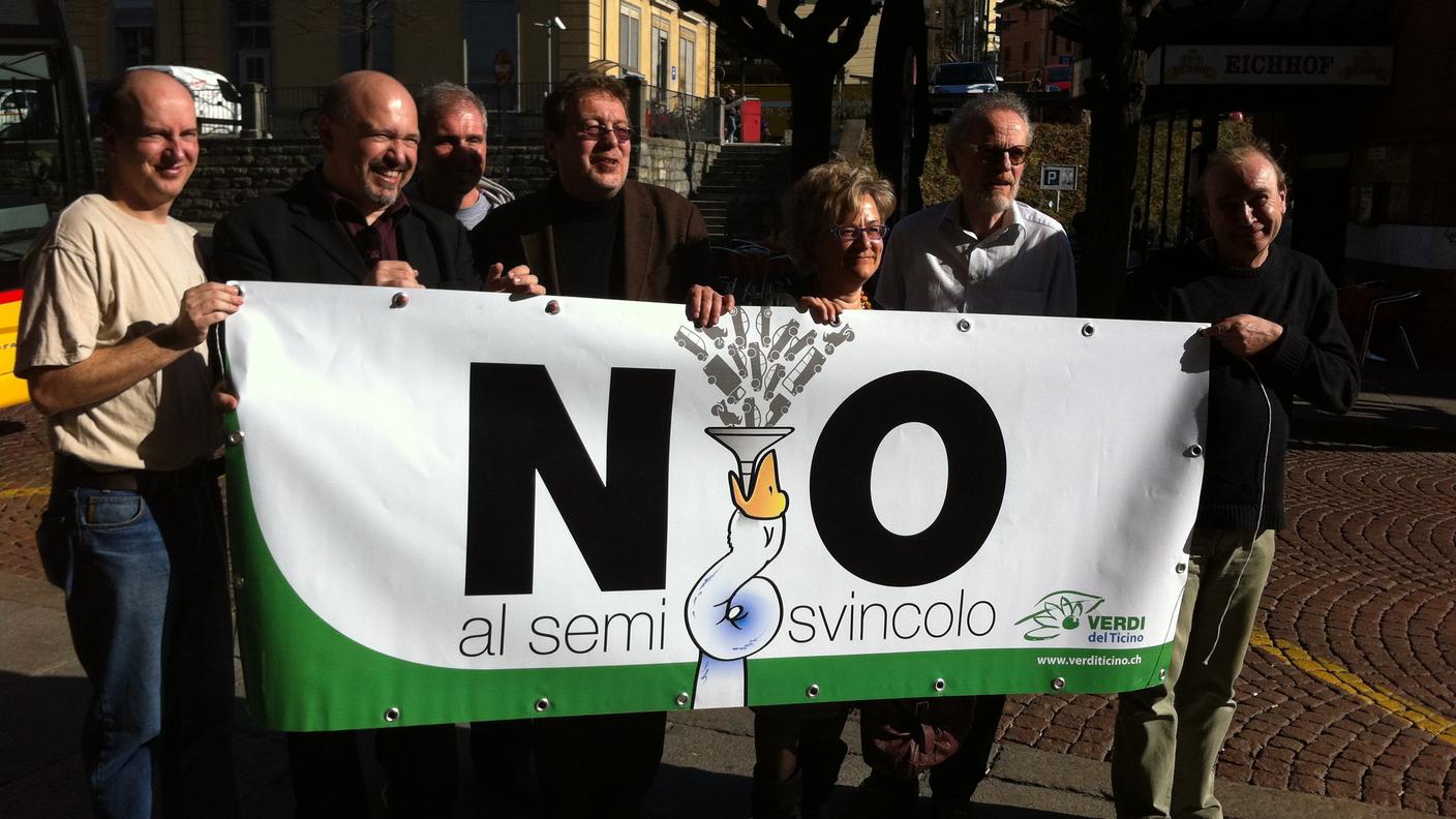 semisvincolo referendum bellinzona.JPG