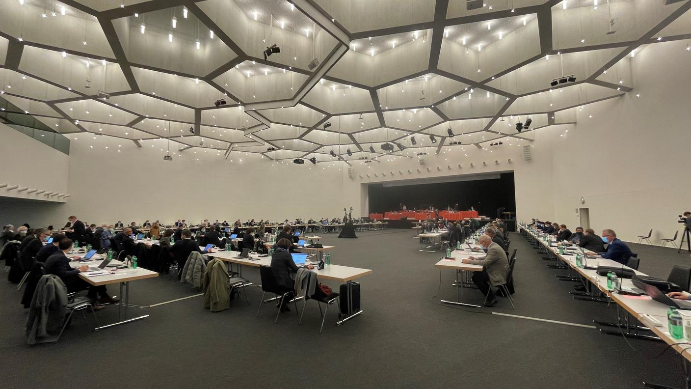 A causa della pandemia, il dibattito parlamentare si è tenuto al Palazzo dei congressi di Davos