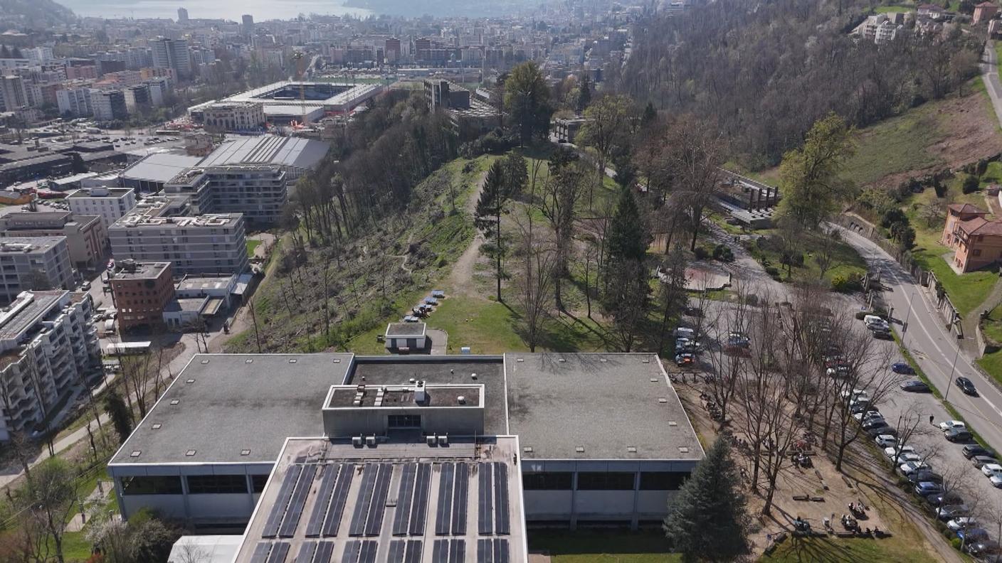 Il comparto centrale di Trevano affacciato sull'area, in parte cementificata, dove sorgeva il parco del Castello