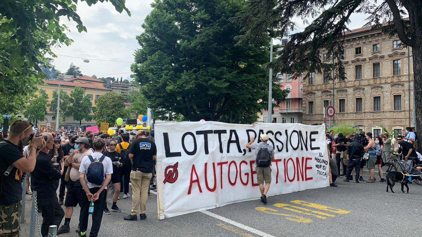 Lugano: manifestazione autogestiti CSOA Il Molino