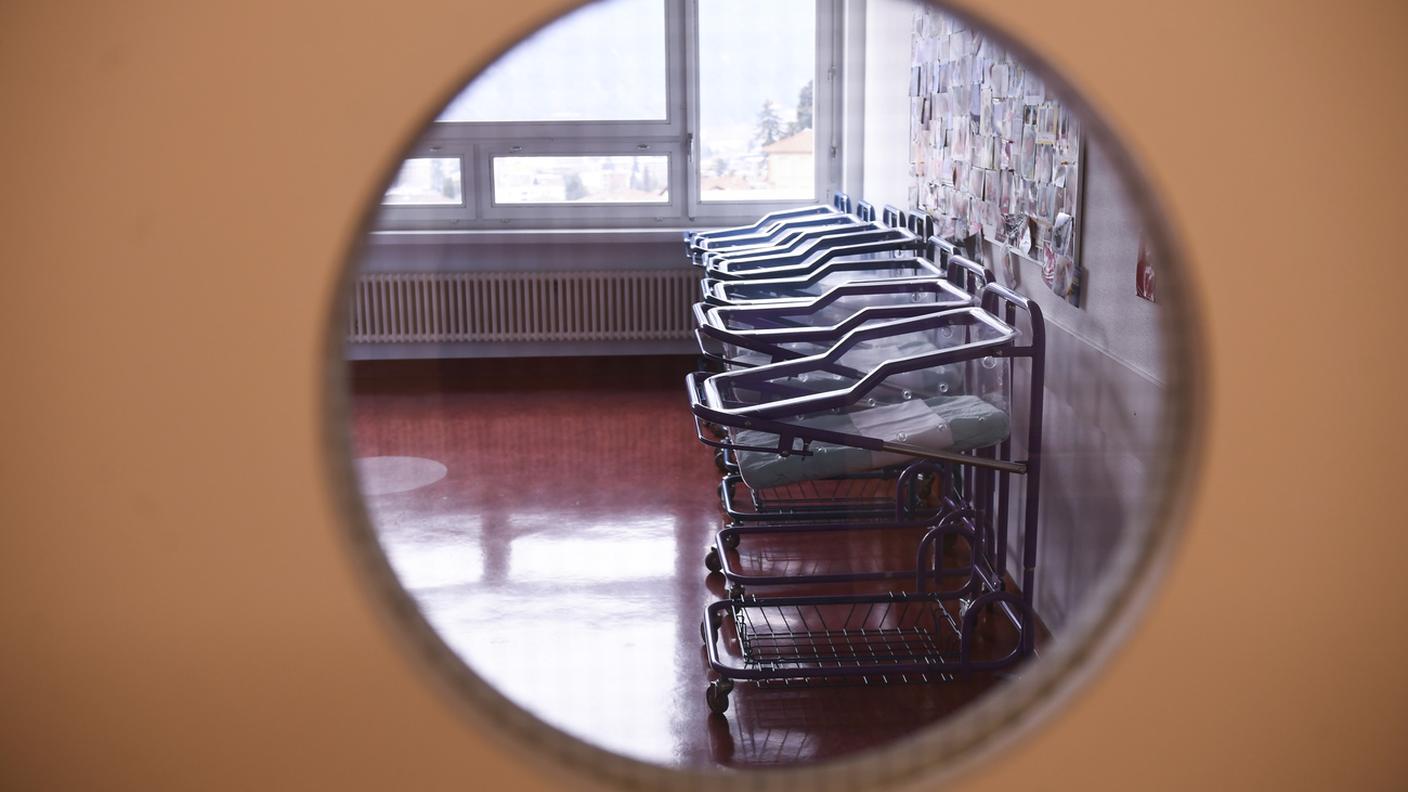 Il calo delle nascita mette in crisi i reparti maternità grigionesi