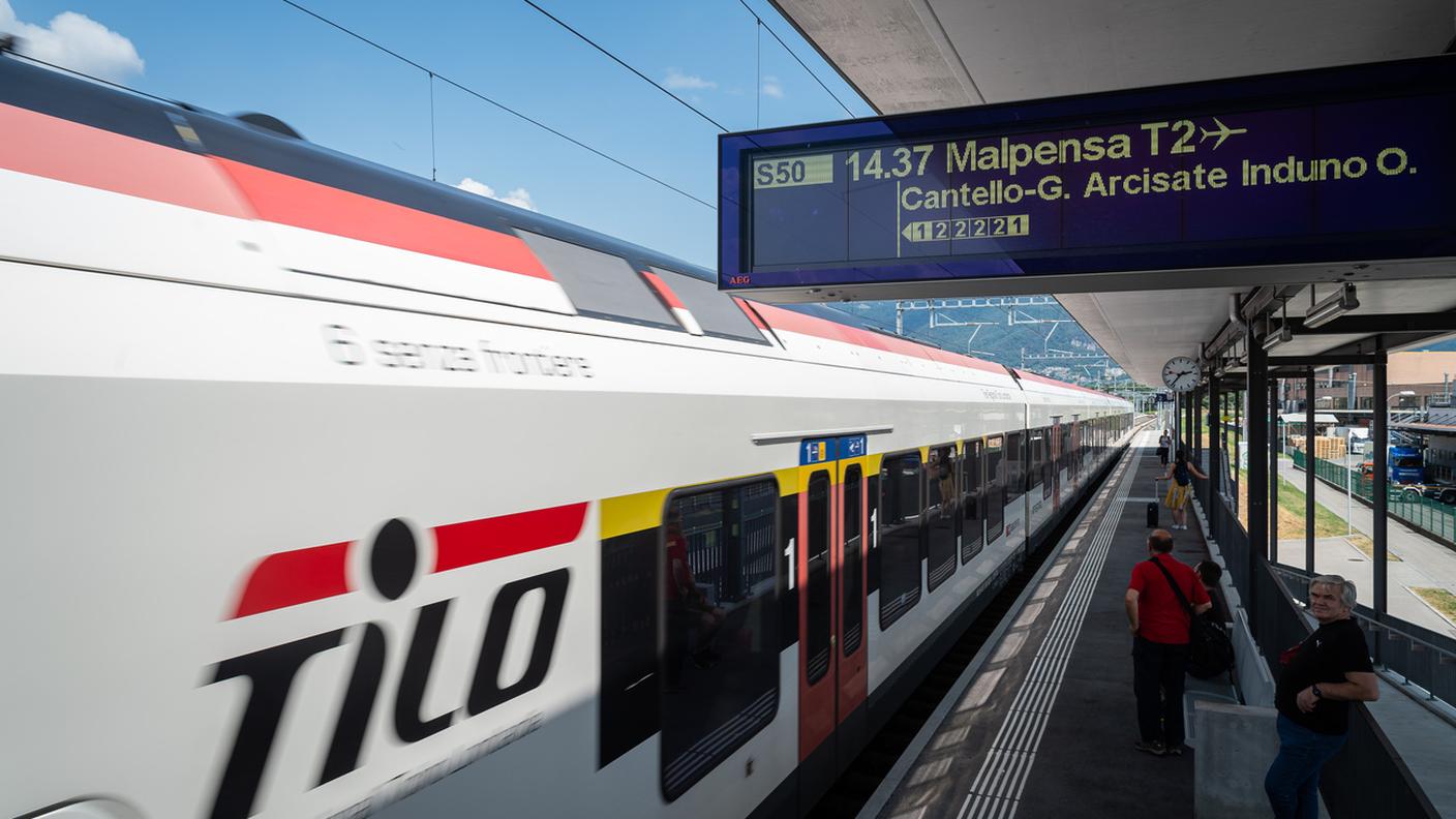 Le informazioni sugli orari di treni e bus sono disponibili nella sezione “Cantieri” su trenord.it e App Trenord