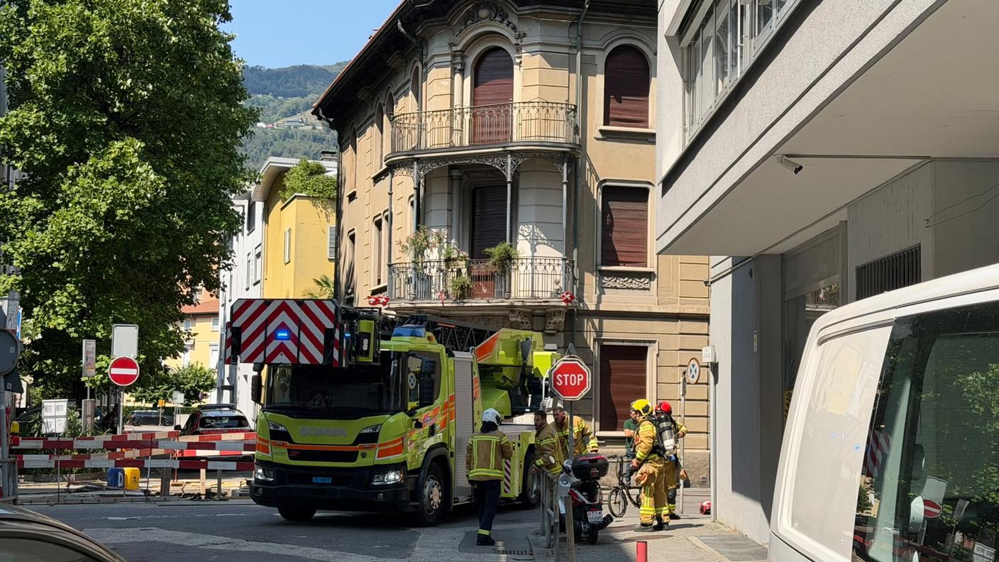 I pompieri intervenuti a Chiasso