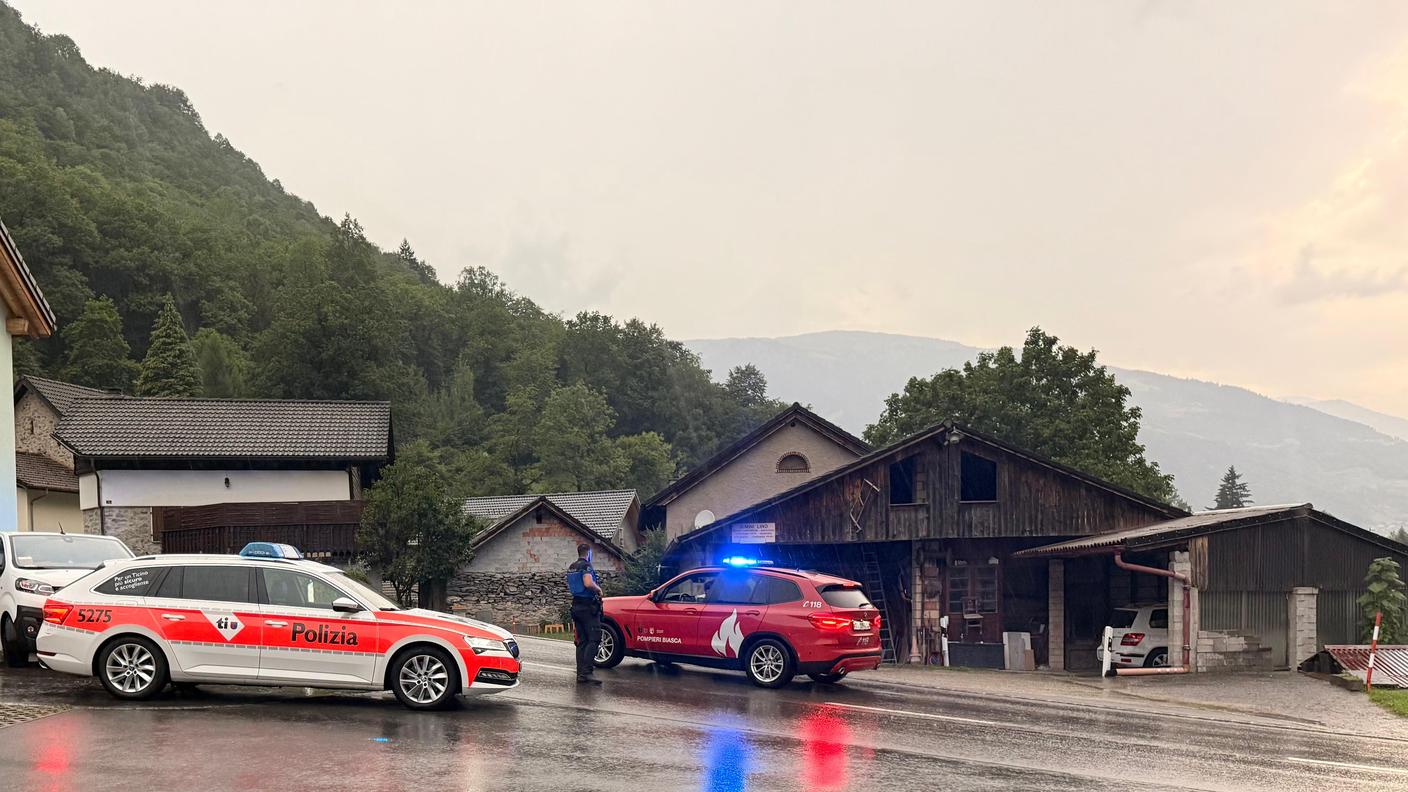 Blocco di polizia a Corzoneso