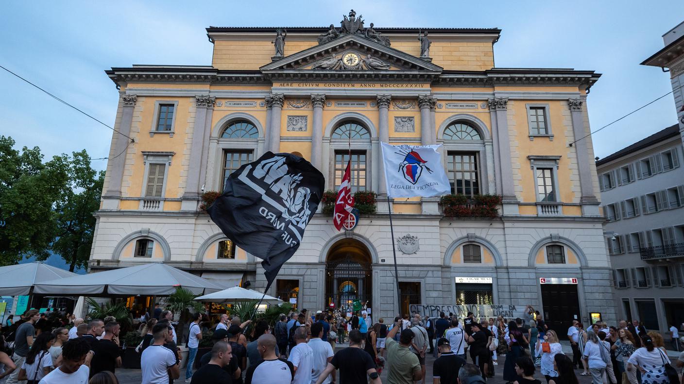 Davanti al Municipio