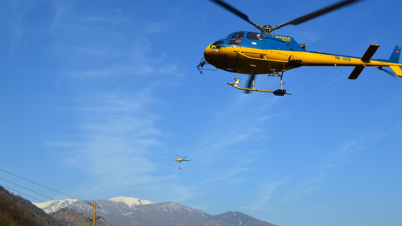 incendio cavigliano elicotteri_rescue media.jpg