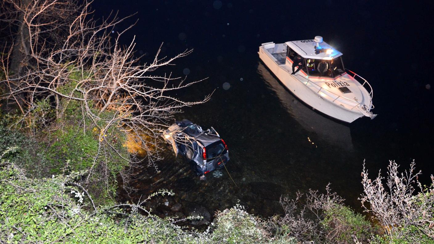 auto nel lao 1 (rescue media).jpg
