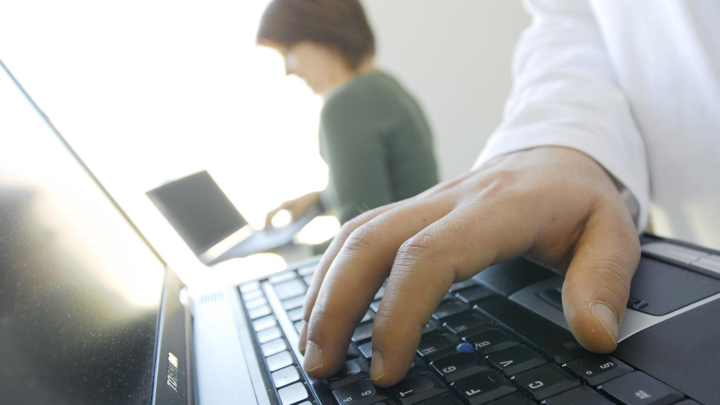 I salari minimi per chi opera nel settore informatico saranno tra i 18 e i 23 franchi all'ora