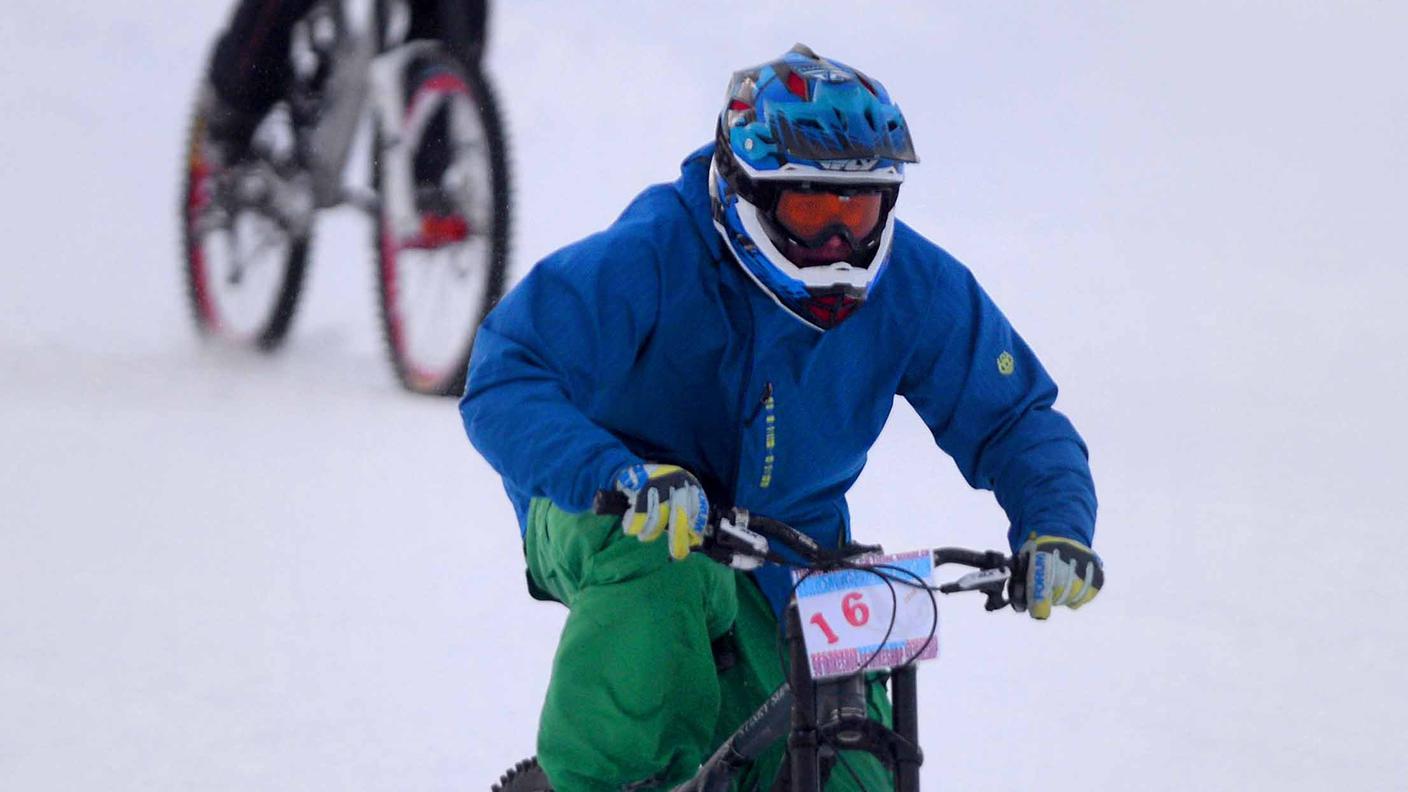 Snow Downhill Bosco Gurin 02 tp 140112.jpg