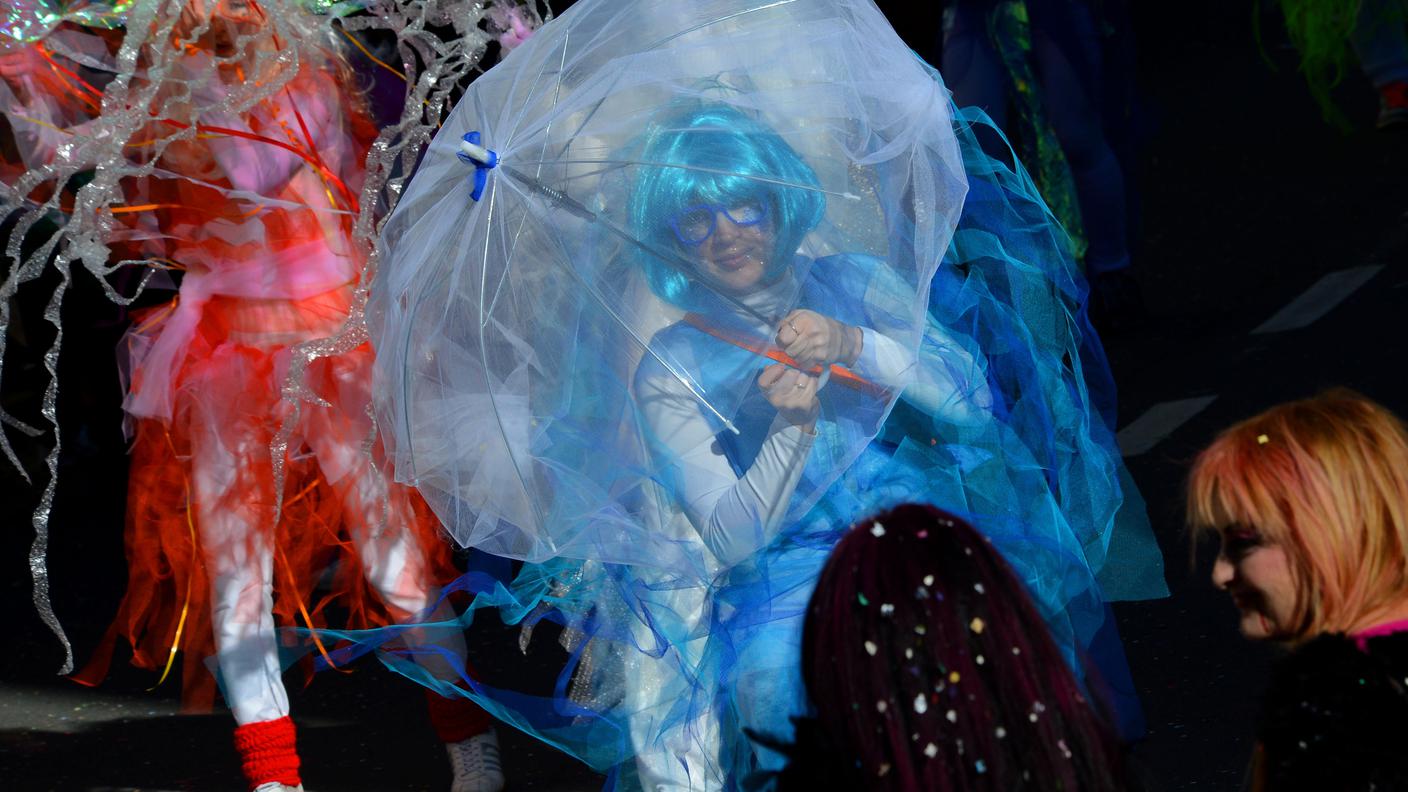 Carnevale Lingera_Roveredo_TiPress_242000.jpg