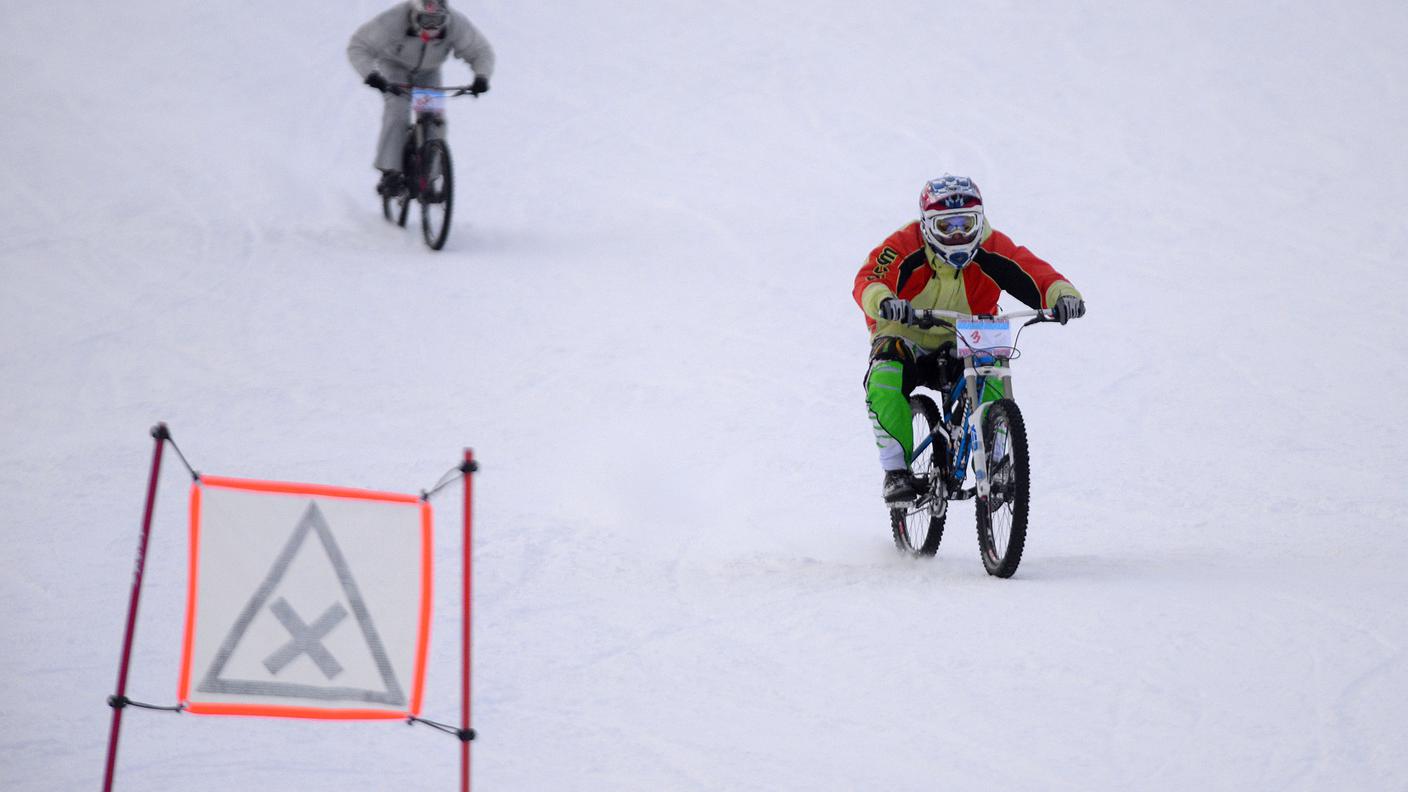 Snow Downhill Bosco Gurin 03 tp 140112.jpg