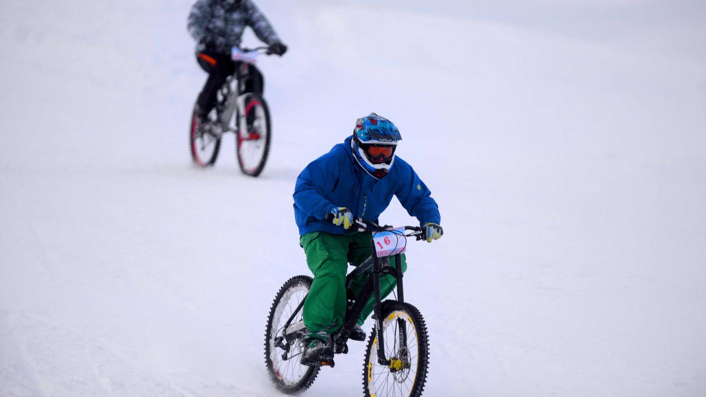 Snow Downhill Bosco Gurin 05 tp 140112.jpg