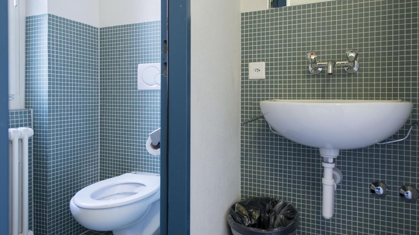 wc pubblici ky.JPG