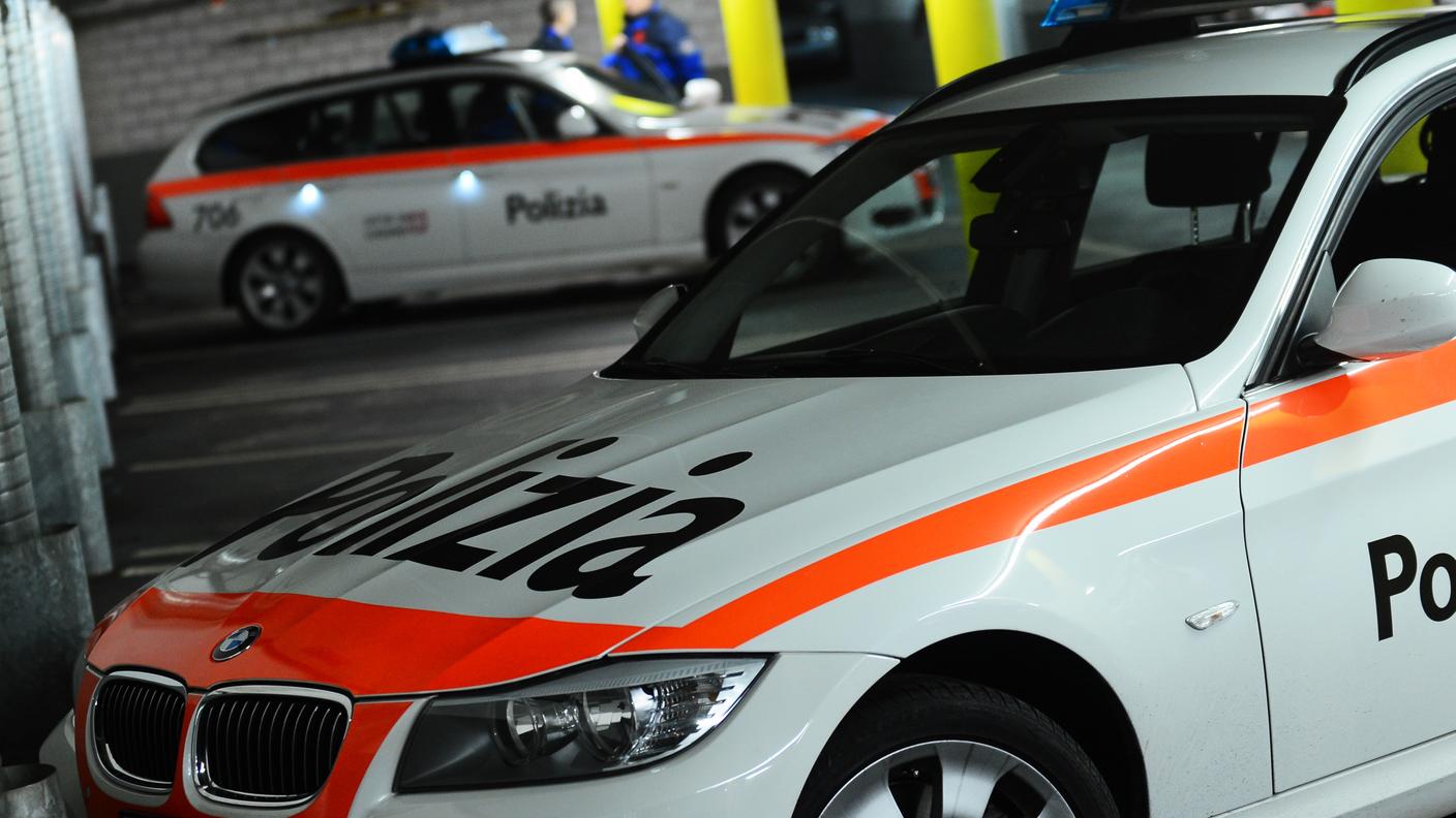 polizia viganello,tp.jpg